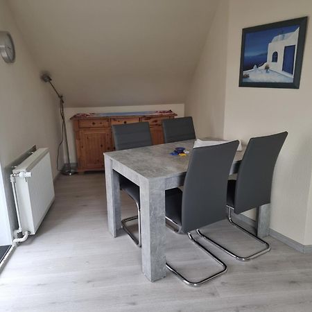 Ferienwohnungen Oeker - Whg 2 - Familiengerechte Fewo Mit 2 Sz, Nur Wenige Gehminuten Zum Hauptstrand Grömitz Esterno foto